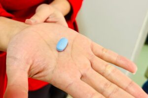 ¿Una pastilla que protege contra el VIH? Sí, existe y está disponible de forma gratuita en el Hospital de Coquimbo